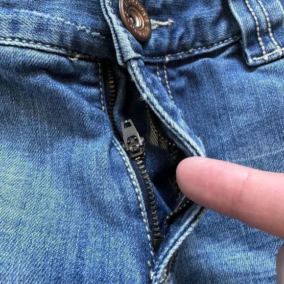 Billabong Women’s Denim Shorts Juniors Size 9 Cotton Blend Grunge Distressed - Picture 3 of 15